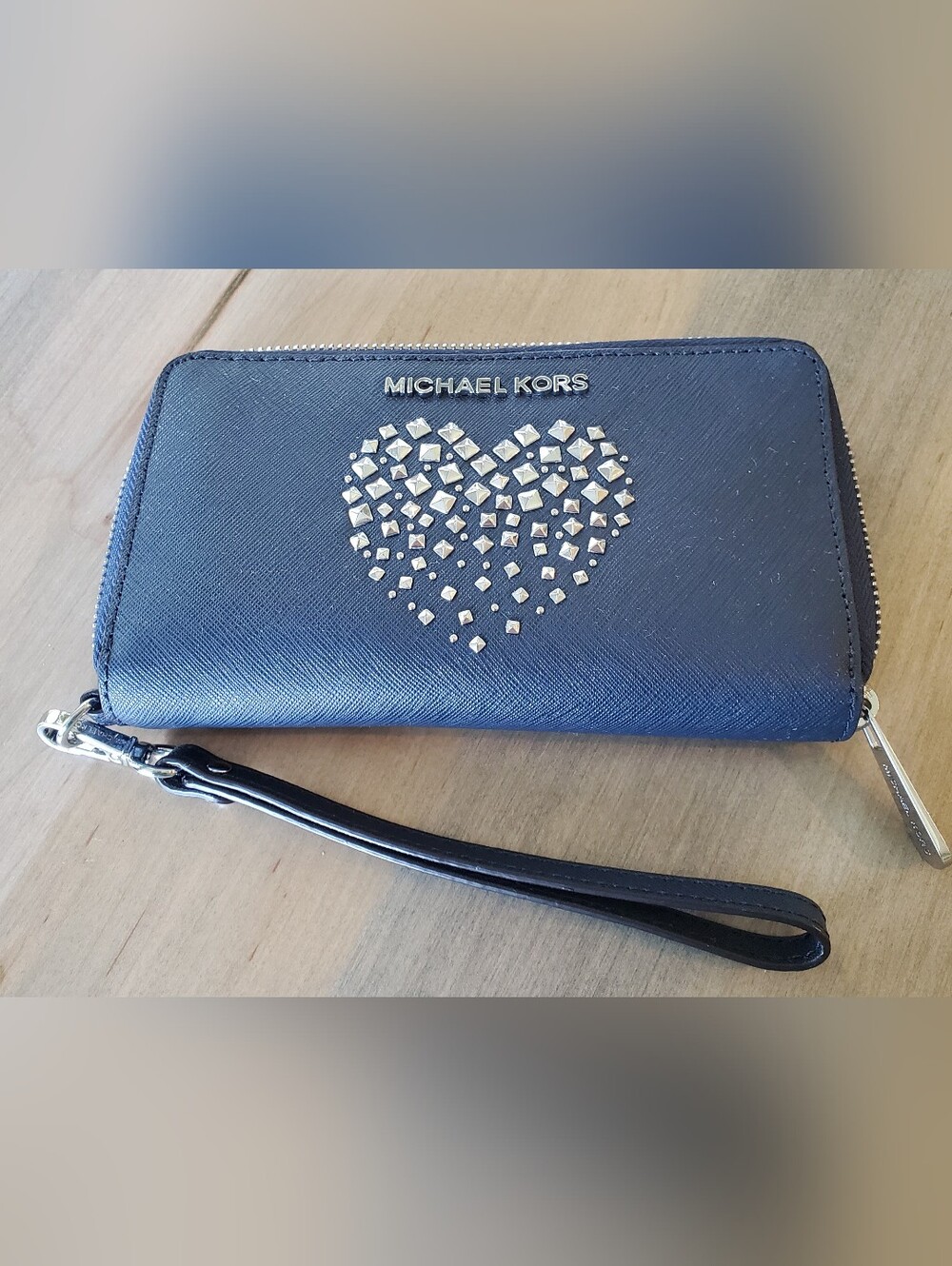 Michael Kors Wristlet Wallet Navy with Heart Stud Detail - Picture 6 of 6